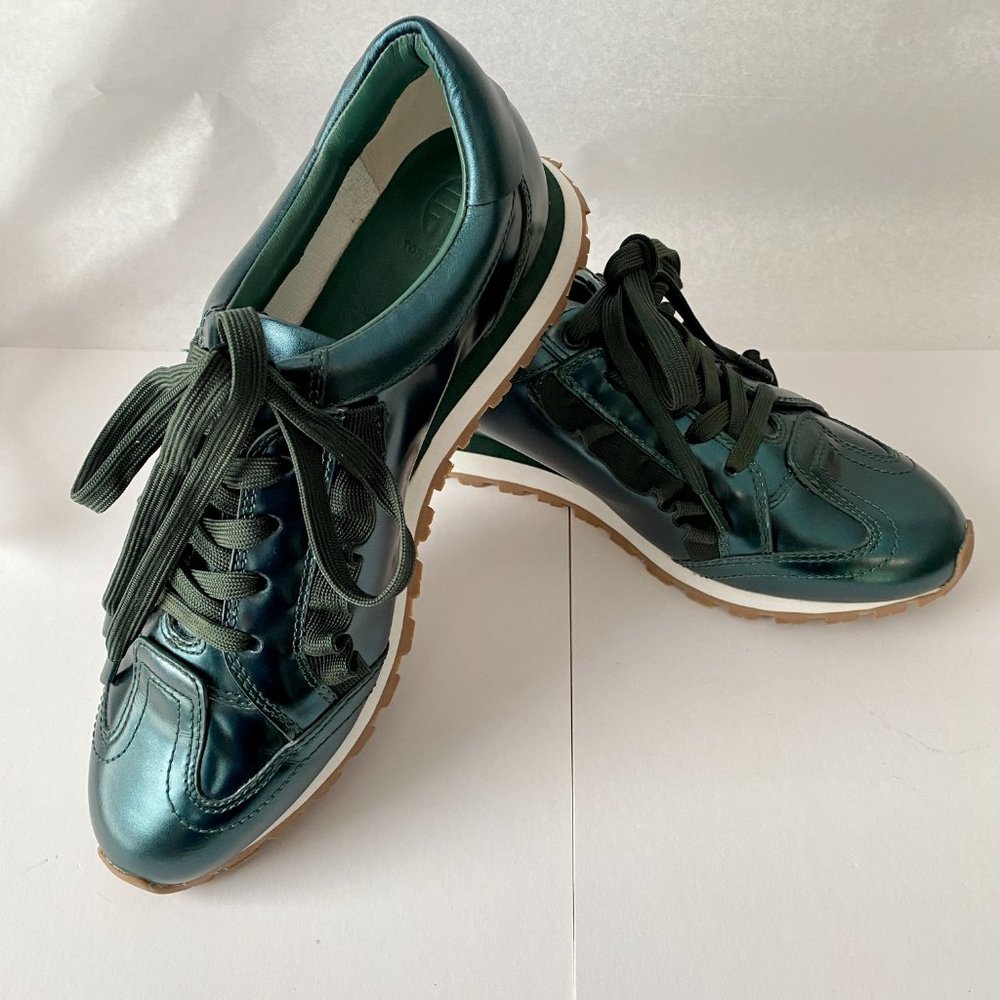 Tory Burch sport green metallic ruffle tennis shoes athletic NEW womens size 8